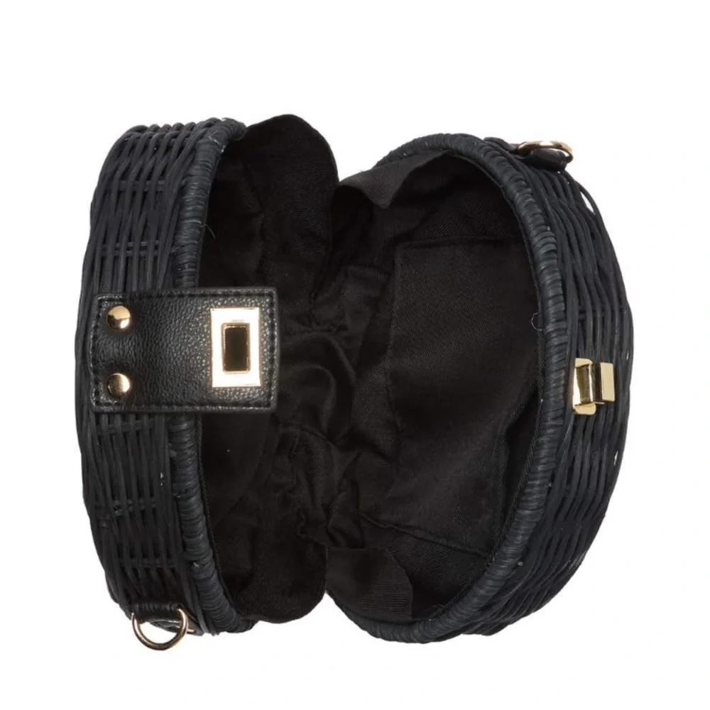 Urban Expressions Rattan Circular tote NEW!!! - Picture 5 of 6